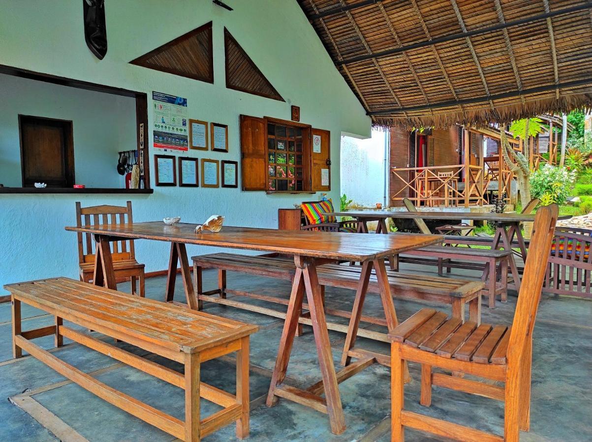 Hotel Benjamin Ambatoloaka  Exterior photo